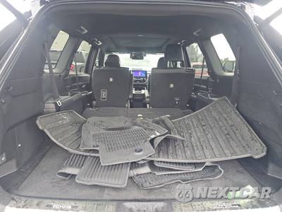 2024 Toyota Grand Highlander Hybrid MAX Platinum - zdjęcie 17 z 23 - miniatura