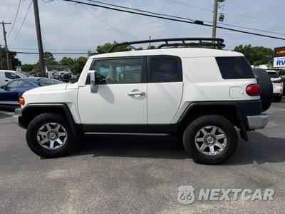 2014 Toyota FJ Cruiser w/Rear Doors - zdjęcie 6 z 51 - miniatura