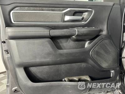 2021 Ram 1500 Big Horn Crew Cab Short Bed - zdjęcie 36 z 44 - miniatura