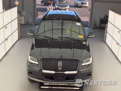 2023 Lincoln Navigator Reserve - zdjęcie 6 z 7 - miniatura