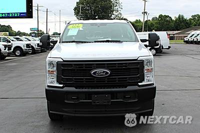 2026 Ford Super Duty F-250 XL Crew Cab Long Bed - zdjęcie 8 z 47 - miniatura