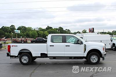 2026 Ford Super Duty F-250 XL Crew Cab Long Bed - zdjęcie 7 z 48 - miniatura