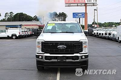 2026 Ford Super Duty F-250 XL Crew Cab Long Bed - zdjęcie 8 z 48 - miniatura