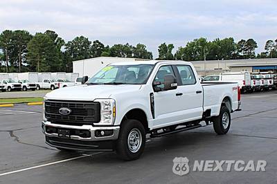 2026 Ford Super Duty F-250 XL Crew Cab Long Bed - zdjęcie 3 z 48 - miniatura