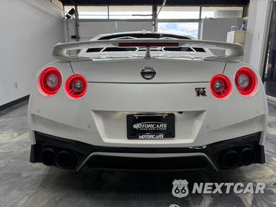 2021 Nissan GT-R Premium - zdjęcie 4 z 49 - miniatura