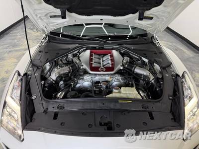 2021 Nissan GT-R Premium - zdjęcie 43 z 49 - miniatura
