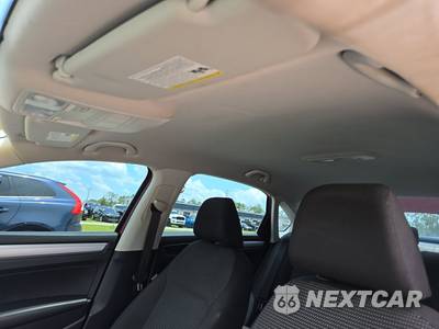 2018 Volkswagen Passat 2.0T S - zdjęcie 17 z 18 - miniatura