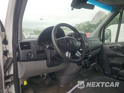 2016 Mercedes-Benz Sprinter 2500 Cargo Van Standard Roof 144.3" WB - zdjęcie 11 z 24 - miniatura