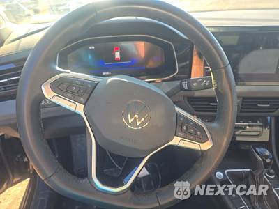 2025 Volkswagen Jetta SE - zdjęcie 10 z 17 - miniatura