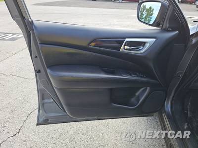 2019 Nissan Pathfinder SV - zdjęcie 9 z 19 - miniatura