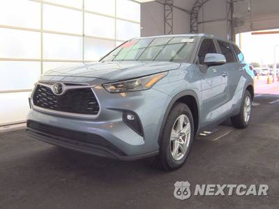 2023 Toyota Highlander LE - zdjęcie 1 z 28 - miniatura