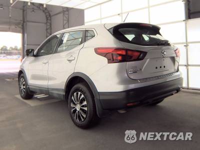 2017 Nissan Rogue Sport S - zdjęcie 6 z 48 - miniatura