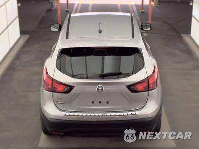 2017 Nissan Rogue Sport S - zdjęcie 5 z 48 - miniatura