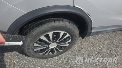 2017 Nissan Rogue Sport S - zdjęcie 33 z 48 - miniatura