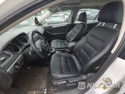 2015 Volkswagen Jetta SE w/Connectivity & Navigation - zdjęcie 7 z 32 - miniatura