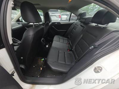 2015 Volkswagen Jetta SE w/Connectivity & Navigation - zdjęcie 13 z 32 - miniatura