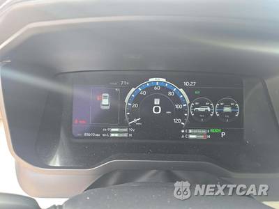 2024 Toyota Sequoia Capstone - zdjęcie 6 z 10 - miniatura