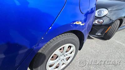 2013 Hyundai Accent GS Hatchback - zdjęcie 27 z 30 - miniatura