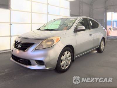2012 Nissan Versa 1.6 SV Sedan - zdjęcie 1 z 27 - miniatura