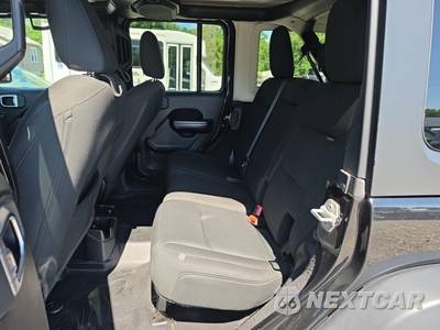 2019 Jeep Wrangler Unlimited Sport S - zdjęcie 16 z 25 - miniatura