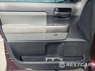 2015 Toyota Sequoia SR5 - zdjęcie 15 z 25 - miniatura