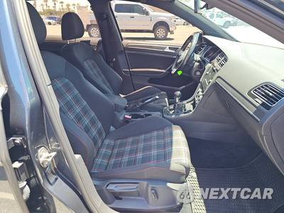 2021 Volkswagen Golf GTI S - zdjęcie 8 z 31 - miniatura