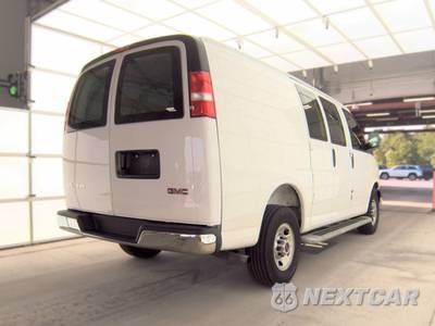 2025 GMC Savana 2500 Cargo Van 1WT 135.0" WB - zdjęcie 4 z 25 - miniatura