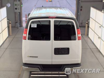 2025 Chevrolet Express 2500 Cargo Van 1WT 135.0" WB - zdjęcie 5 z 18 - miniatura