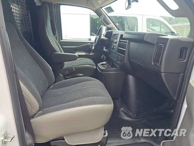 2025 Chevrolet Express 2500 Cargo Van 1WT 135.0" WB - zdjęcie 8 z 18 - miniatura
