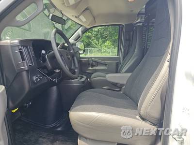 2025 Chevrolet Express 2500 Cargo Van 1WT 135.0" WB - zdjęcie 7 z 18 - miniatura