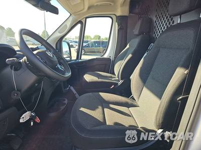 2025 Ram ProMaster 2500 Cargo Van Tradesman w/Passenger Seat Low Roof 136.0" WB - zdjęcie 7 z 25 - miniatura