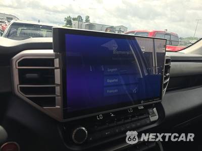 2023 Toyota Tundra SR5 Crew Cab Short Bed - zdjęcie 11 z 21 - miniatura