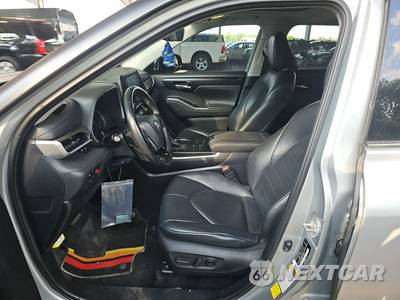 2020 Toyota Highlander XLE - zdjęcie 7 z 53 - miniatura