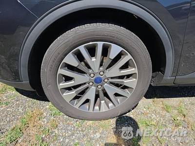 2022 Ford Escape Titanium - zdjęcie 8 z 27 - miniatura