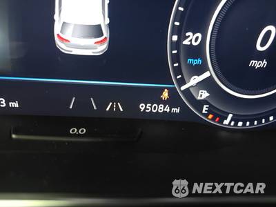 2018 Volkswagen Golf R Hatchback w/DCC & Navigation - zdjęcie 12 z 35 - miniatura