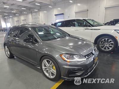 2018 Volkswagen Golf R Hatchback w/DCC & Navigation - zdjęcie 3 z 35 - miniatura