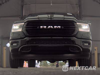 2023 Ram 1500 Laramie Crew Cab Short Bed - zdjęcie 3 z 35 - miniatura