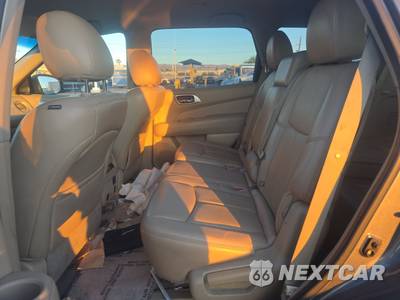 2015 Nissan Pathfinder SL - zdjęcie 13 z 18 - miniatura