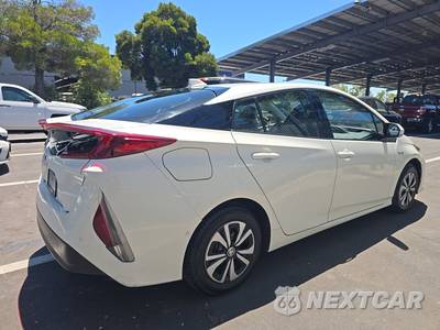 2017 Toyota Prius Prime Advanced - zdjęcie 4 z 24 - miniatura
