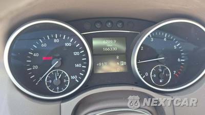 2010 Mercedes-Benz ML 350 - zdjęcie 19 z 32 - miniatura