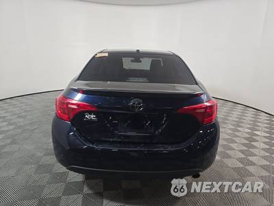 2018 Toyota Corolla SE Sedan - zdjęcie 5 z 67 - miniatura