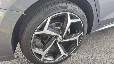 2022 Volkswagen Passat 2.0T R-Line - zdjęcie 23 z 27 - miniatura