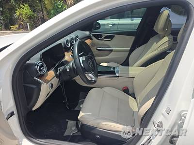 2022 Mercedes-Benz C 300 Sedan - zdjęcie 7 z 23 - miniatura