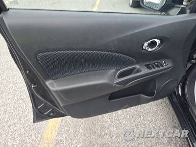 2014 Nissan Versa Note SV - zdjęcie 9 z 31 - miniatura