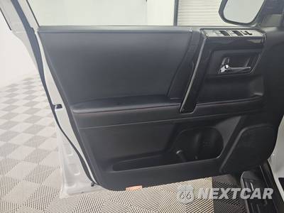 2024 Toyota 4Runner TRD Pro - zdjęcie 9 z 20 - miniatura