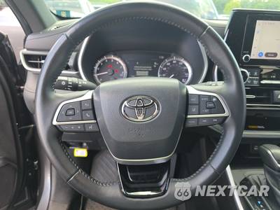 2024 Toyota Highlander XSE - zdjęcie 10 z 24 - miniatura