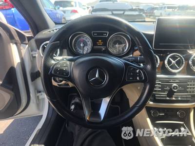 2015 Mercedes-Benz CLA 250 - zdjęcie 10 z 38 - miniatura