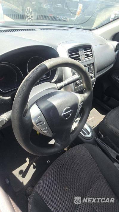 2017 Nissan Versa Sedan SV - zdjęcie 22 z 35 - miniatura