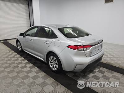 2025 Toyota Corolla Hybrid LE Sedan - zdjęcie 6 z 19 - miniatura