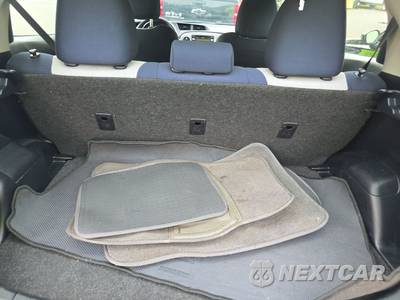 2012 Toyota Yaris L Hatchback - zdjęcie 16 z 28 - miniatura